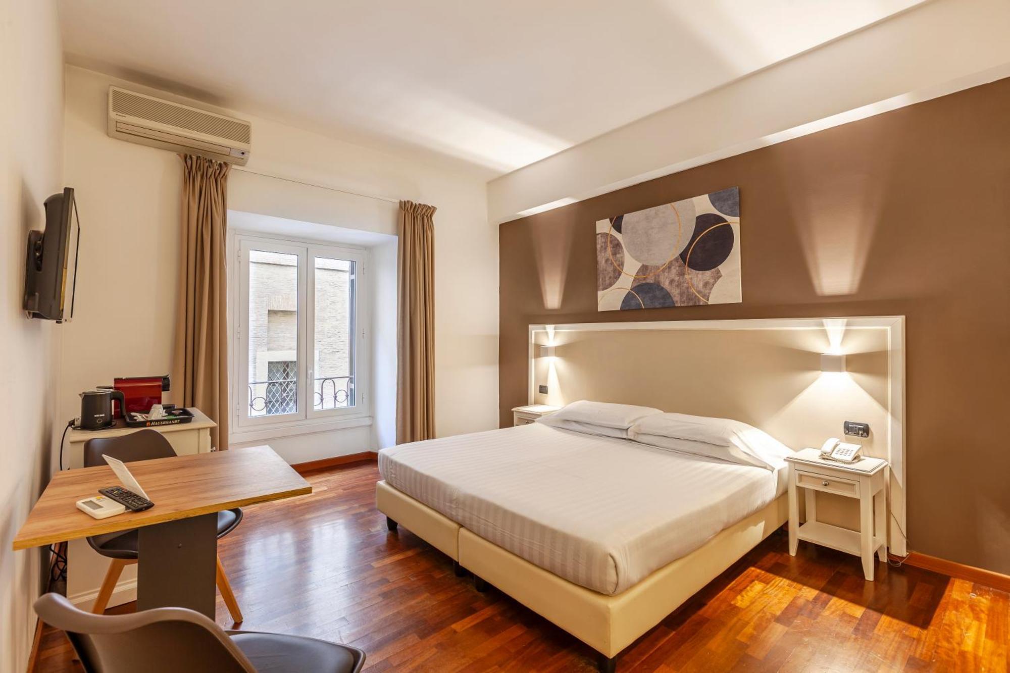 Inn Rome Rooms & Suites Bagian luar foto