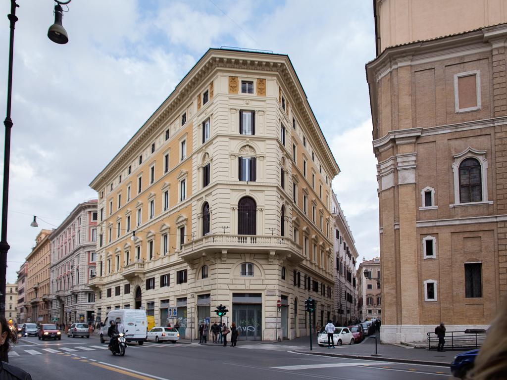 Inn Rome Rooms & Suites Bagian luar foto